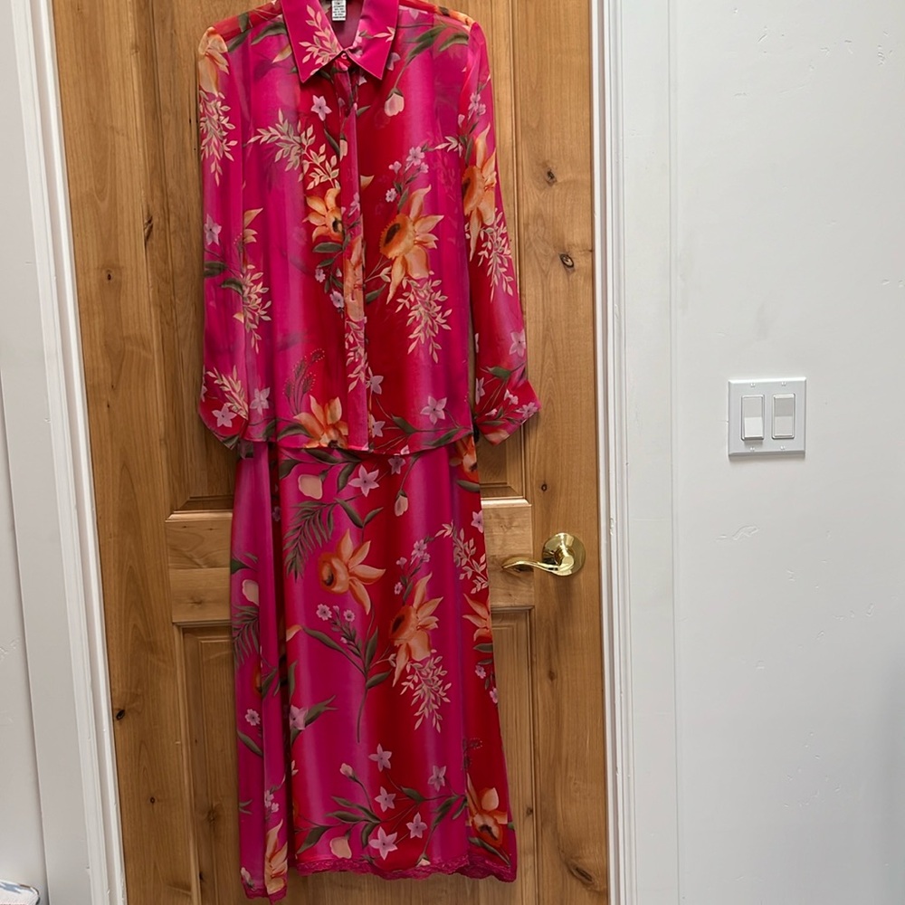 Silks by I.S.C. Sleeveless maxi dress with matching sheer over shirt